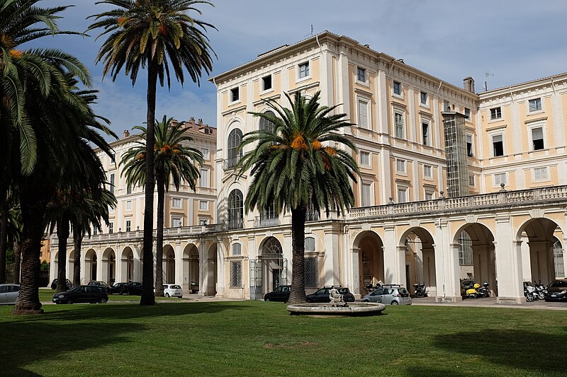 File:Palazzo Corsini rear entrance angle AvL.JPG