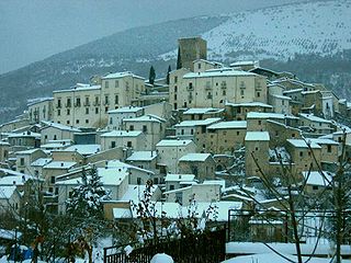 <span class="mw-page-title-main">Castel di Ieri</span> Comune in Abruzzo, Italy