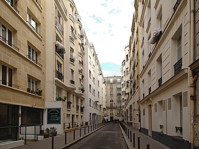 Comment aller à Rue de la Cavalerie en transport en commun - A propos de cet endroit