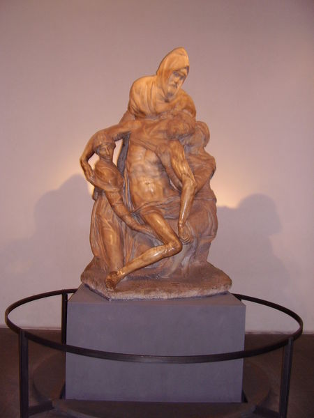 File:Pietà di michelangelo.JPG