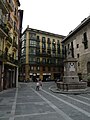 Placeta de Santiago, davant de la catedral de Bilbao.