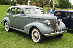 1937 Pontiac Deluxe 6 Series 26 Touring Sedan