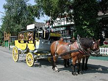 Oberbergische Postkutsche beim Halt am Ponyhof