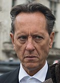 Richard E. Grant 2014.jpg