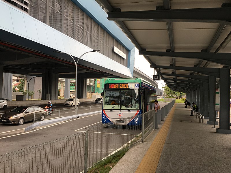 File:SBK Line Taman Mutiara Feeder Bus Stop 1.jpg