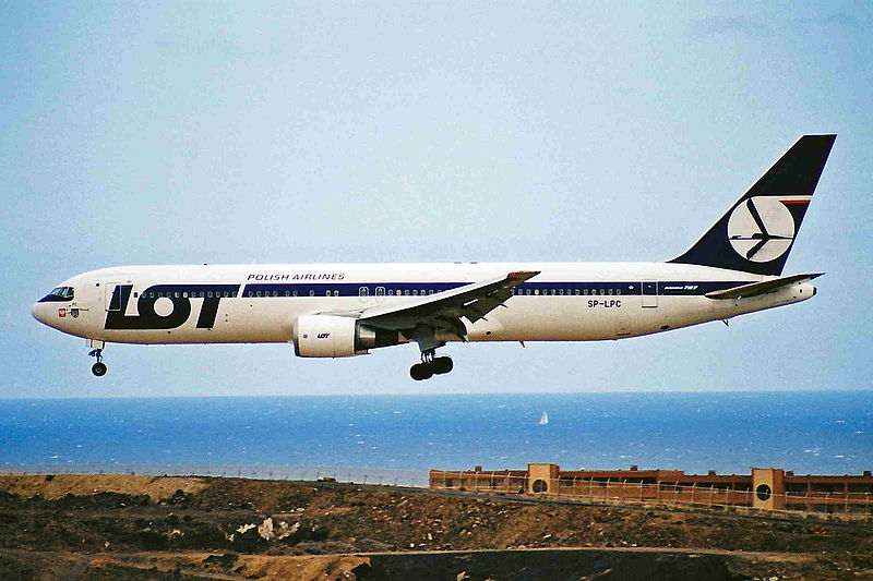 File:SP-LPC B767-35DER LOT Polish Airlines LPA 04NOV00 (6811321396).jpg