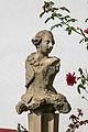 Das Kulturdenkmal Schloß Bürgeln, als Anlage und mit Detailaufnahmen Reste eine Büste im Rosengarten