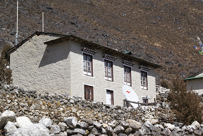 File:Sherpa House.JPG