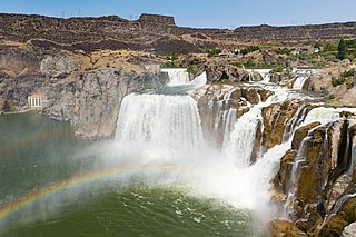 <span class="mw-page-title-main">Shoshone Falls</span> Waterfall on the Snake River, Idaho