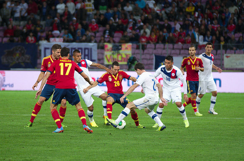File:Spain - Chile - 10-09-2013 - Geneva - Midfield 1.jpg