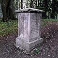 Holle-Denkmal