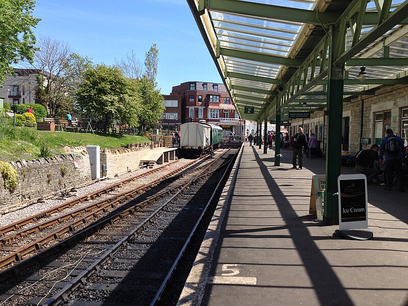 File:Swanage Station.jpg