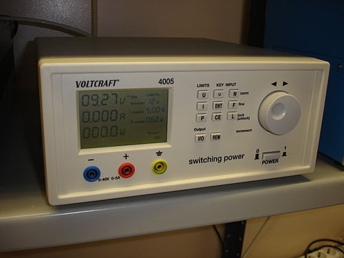 An adjustable switched-mode power supply for laboratory use with three safety banana jacks instead of binding posts