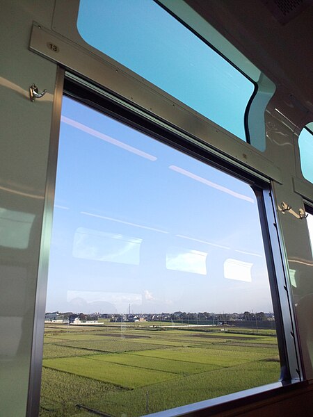 File:TOBURAILWAY SERIES634 Mc634-21 WINDOW.JPG