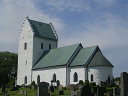 Träne kyrka i juni 2005