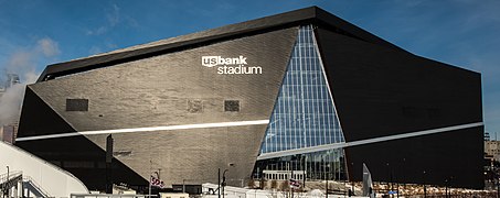 US Bank Stadium (28290233049) (cropped).jpg