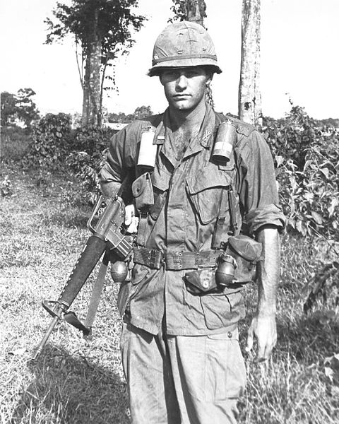 File:US Infantry M16 Vietnam.jpg