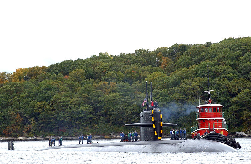 File:US Navy 101015-N-7516W-035 The Los Angeles-class attack submarine USS Pittsburgh (SSN 720) arrives at Naval Submarine Base New London after a sched.jpg