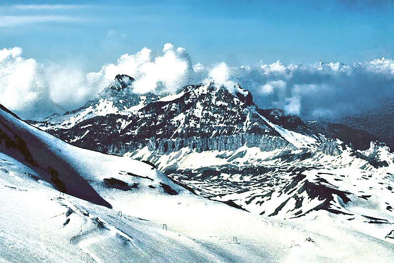 File:Valtournenche (1983) 04.jpg