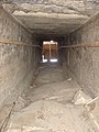 पिरामिड के अंदर बाहरी दरवाजे का दृश्य