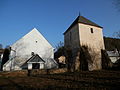 Kostel z 14. století a zvonice