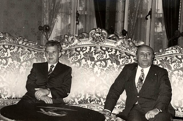 Nicolae Ceauşescu and Demirel, 1976