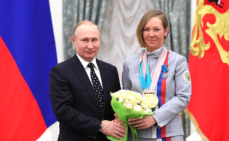 File:Vladimir Putin and Anna Milenina.jpg