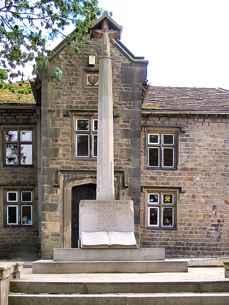 File:War Memorial, Whalley.jpg