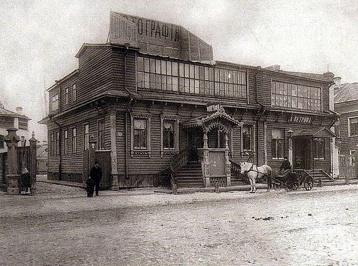 Антикварные архангельск. Дом Лейцингера Архангельск. Фотоателье Лейцингера Архангельск. Яков Лейцингер Архангельск. Лейцингер старый Архангельск.