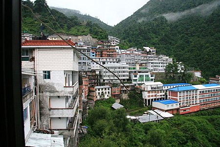 Zhangmu Town, Tibet.jpg