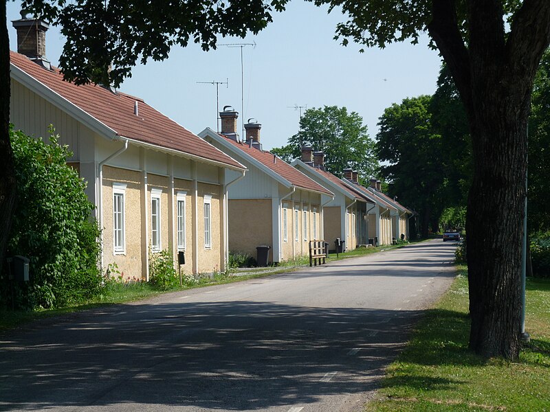 File:Österbybruk Långgatan.jpg