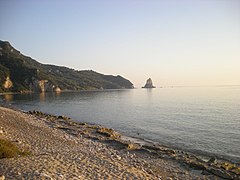 Playa y Ortholithi (Tholeto)