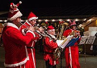 Rank: without Adventitious brass music with the band ‘Santa Brass’ from Kindsbach at the Deidesheimer Christmas market