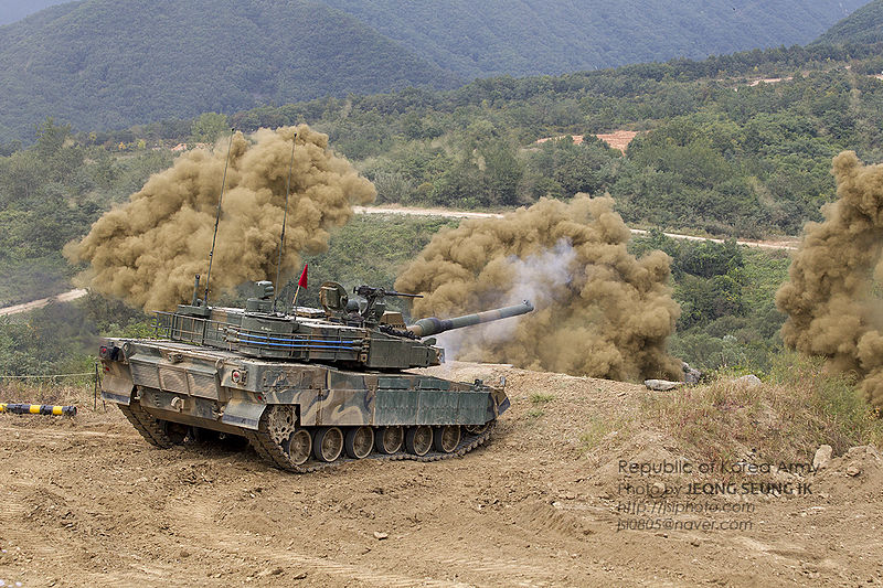 File:2014.9.26 육군 20기계화보병사단 기동화력 시범 K-2 전차 firing demonstration, Republic of Korea Army The 20th Mechanized Infantry Division (15373704976).jpg