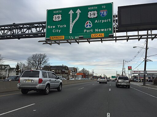 2016-03-12 15 47 51 View north along Spring Street (U.S. Route 1 and U.S. Route 9 (U.S. Route 1&9)) just north of Fairmount Avenue in Elizabeth, New Jersey