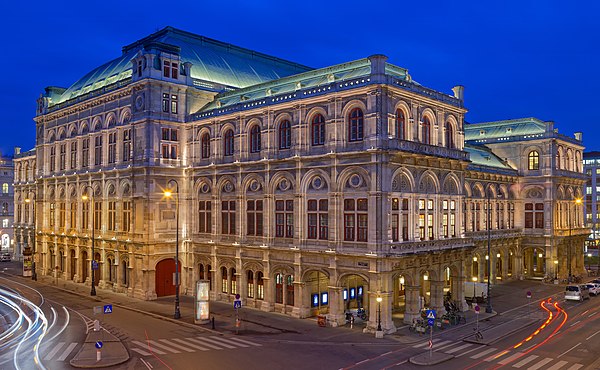 Image: 20180109 Vienna State Opera at blue hour 850 9387