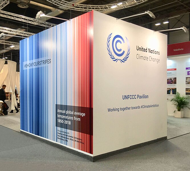 File:20191206 Warming stripes at COP25 - John Englart flickr - composite.jpg