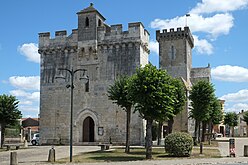 L'église Notre-Dame de Courçon.