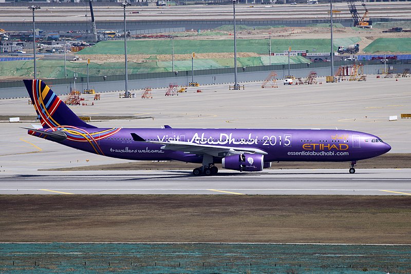 File:A6-AFA - Etihad Airways - Airbus A330-343 - Visit Abu Dhabi Livery - ICN.jpg