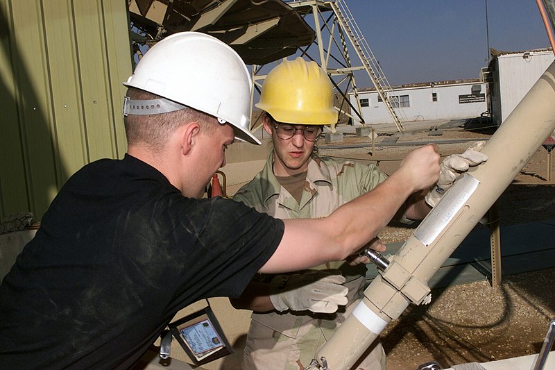 File:AIRMAN (AMN) Shaun Partridge (left), USAF, 32nd Combat Communications Squadron, Tinker AFB, Oklahoma, and Technical Sergeant (TSGT) Maria Kamrowski, USAF, 51st Combat Communications - DPLA - 5378a6cc07d38d97303de58ff07fca58.jpeg