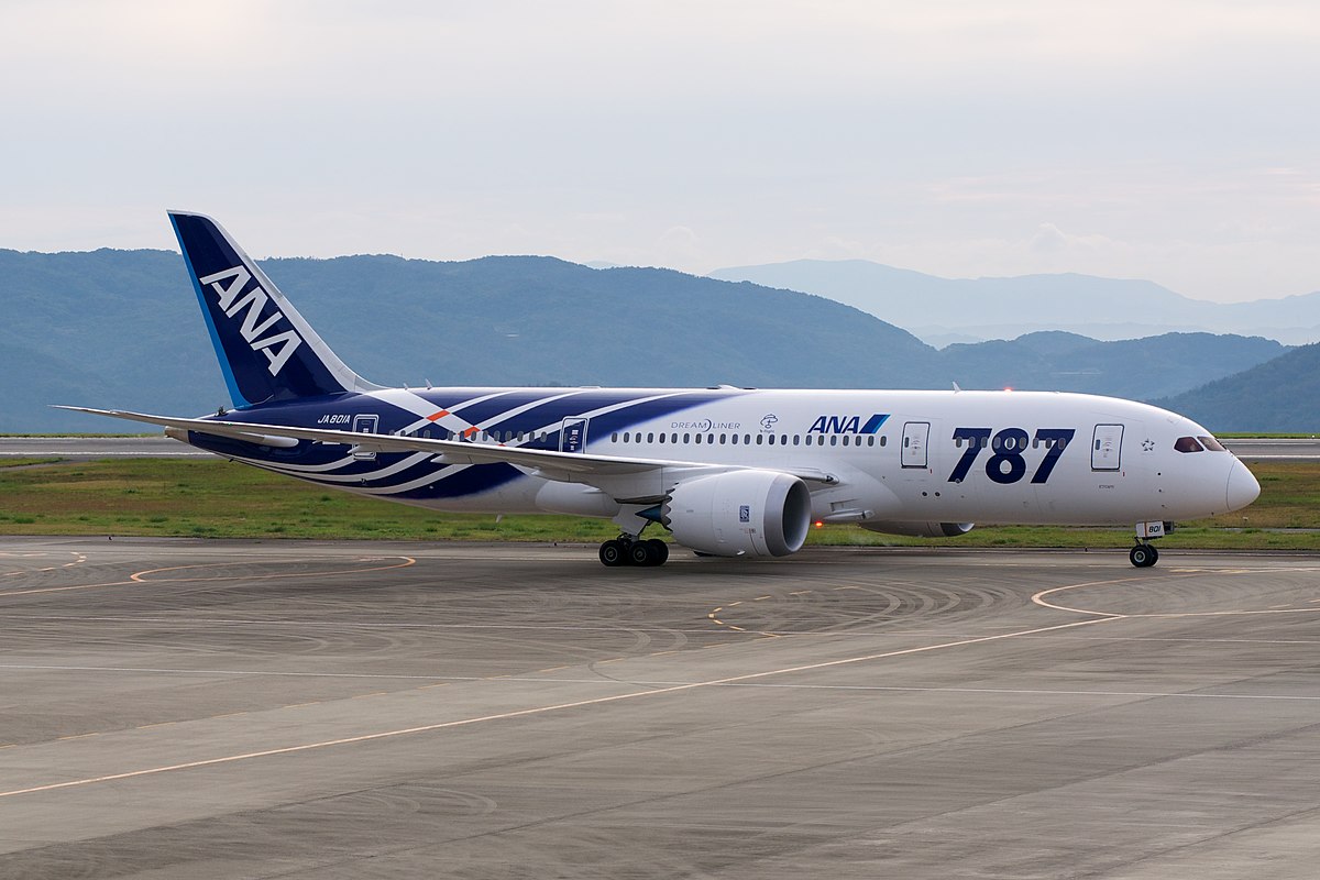 File:ANA Boeing 787-8 JA801A (6334140402).jpg - Wikimedia 