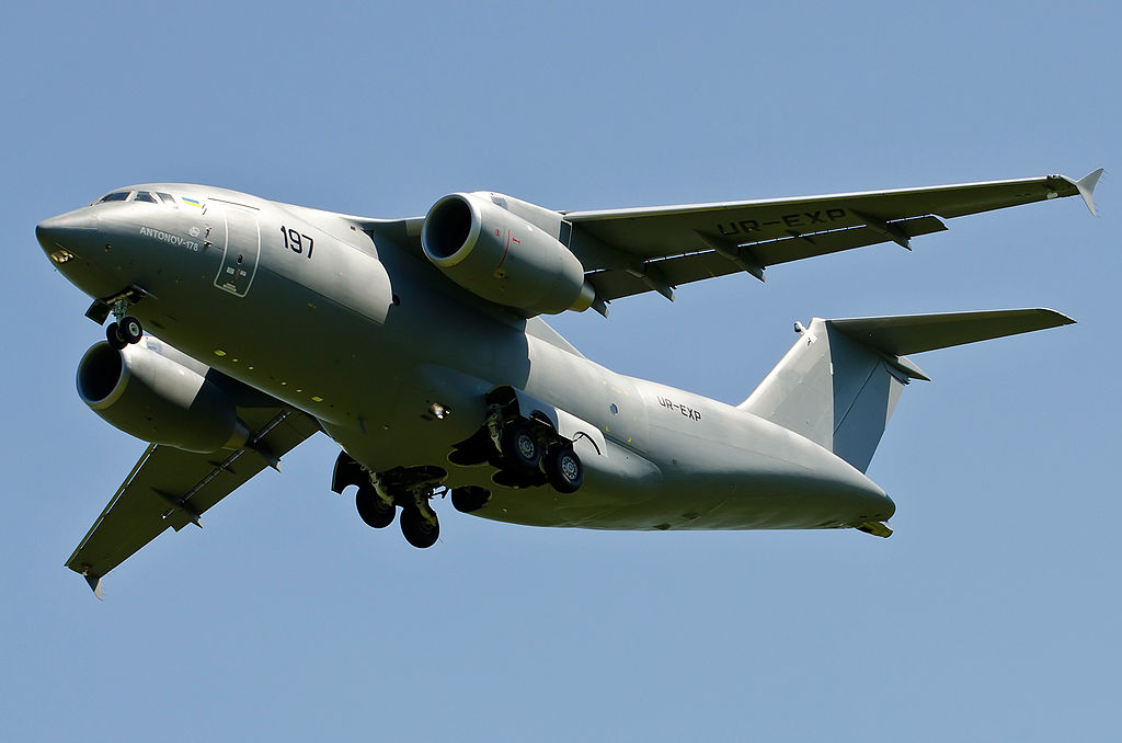 السعوديه تشتري 30 طائره متعددة الاغراض نوع An-178 من اوكرانيا  1024px-Antonov_An-178_in_military_grey_colours