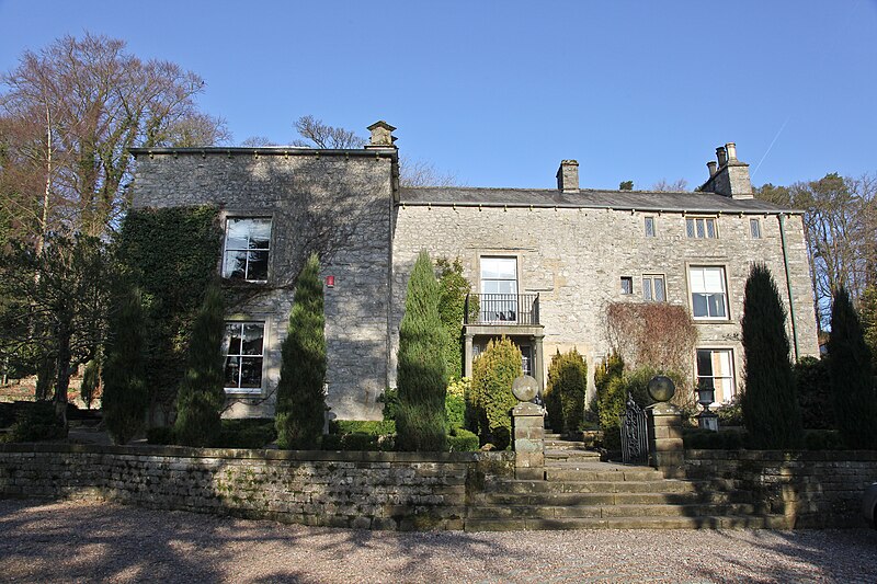 File:Austwick Hall. - panoramio (1).jpg