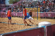 Deutsch: Beachhandball bei den Olympischen Jugendspielen 2018 in Buenos Aires; Tag 7, 13. Oktober 2018; Jungen, Halbfinale – Spanien-Kroatien 2:1 English: Beach handball at the 2018 Summer Youth Olympics in Buenos Aires at 13 October 2018 – Boys Semifinal – Spain-Croatia 2:1 Español: Handball de playa en los Juegos Olimpicos de la Juventud Buenos Aires 2018 en 13 de octubre de 2018 – Semifinales de chicos - España-Croacia 2:1