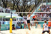 Deutsch: Beachvolleyball bei den Olympischen Jugendspielen 2018; Tag 8, 14. Oktober 2018; Mädchen, Achtelfinale – Mexiko-China 0:2 (15–21/16–21) English: Beach volleyball at the 2018 Summer Youth Olympics at 14 October 2018 – Girls Round of 16 – Mexico-China 0:2 (15–21/16–21)