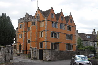 <span class="mw-page-title-main">Beckington Castle</span> Historic site in Somerset, England