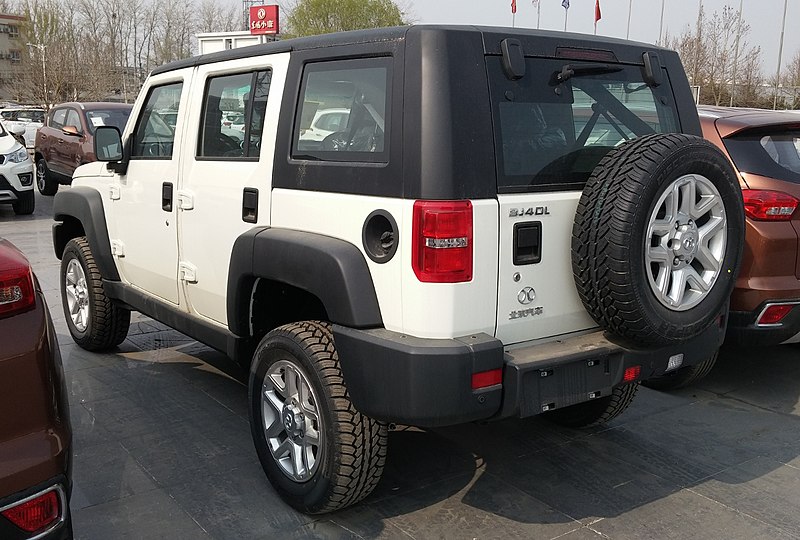 File:Beijing BJ40L 02 China 2017-03-30.jpg