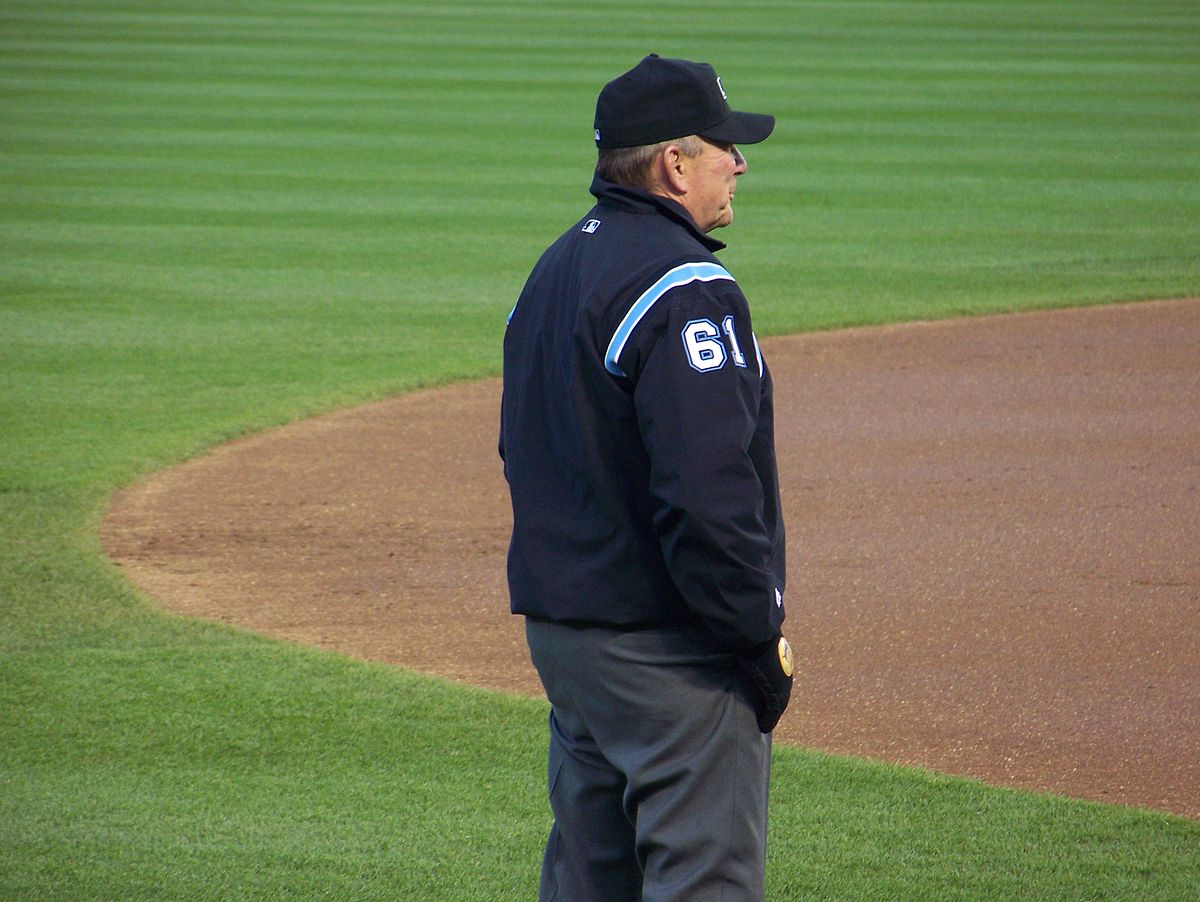 Bob Davidson and the god complex of major league umpires - Lookout Landing