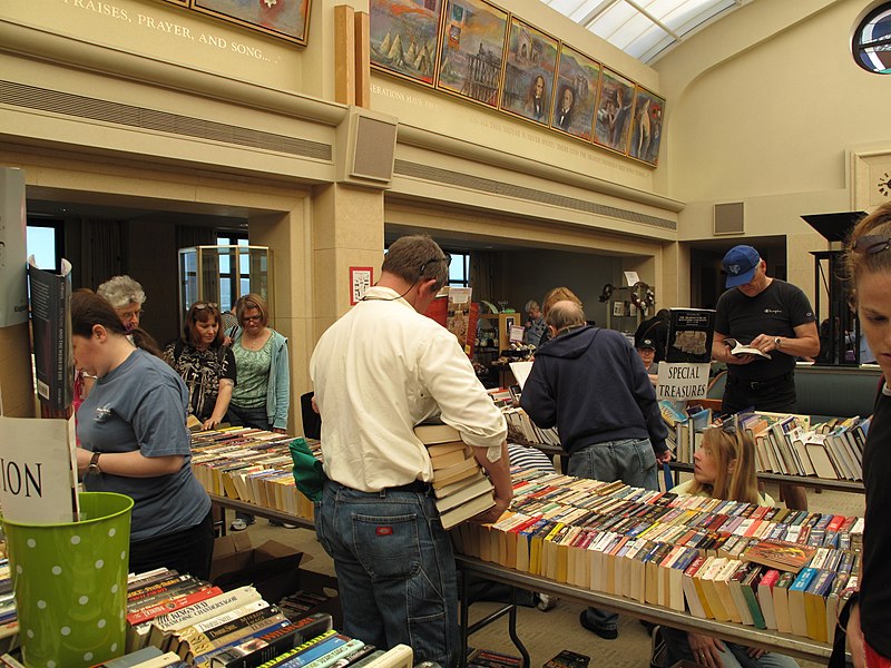 File:Book and Plant Sale 2009 (3479656771).jpg