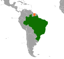 Mapo indikanta lokigon de Brazilo kaj Surinamo.